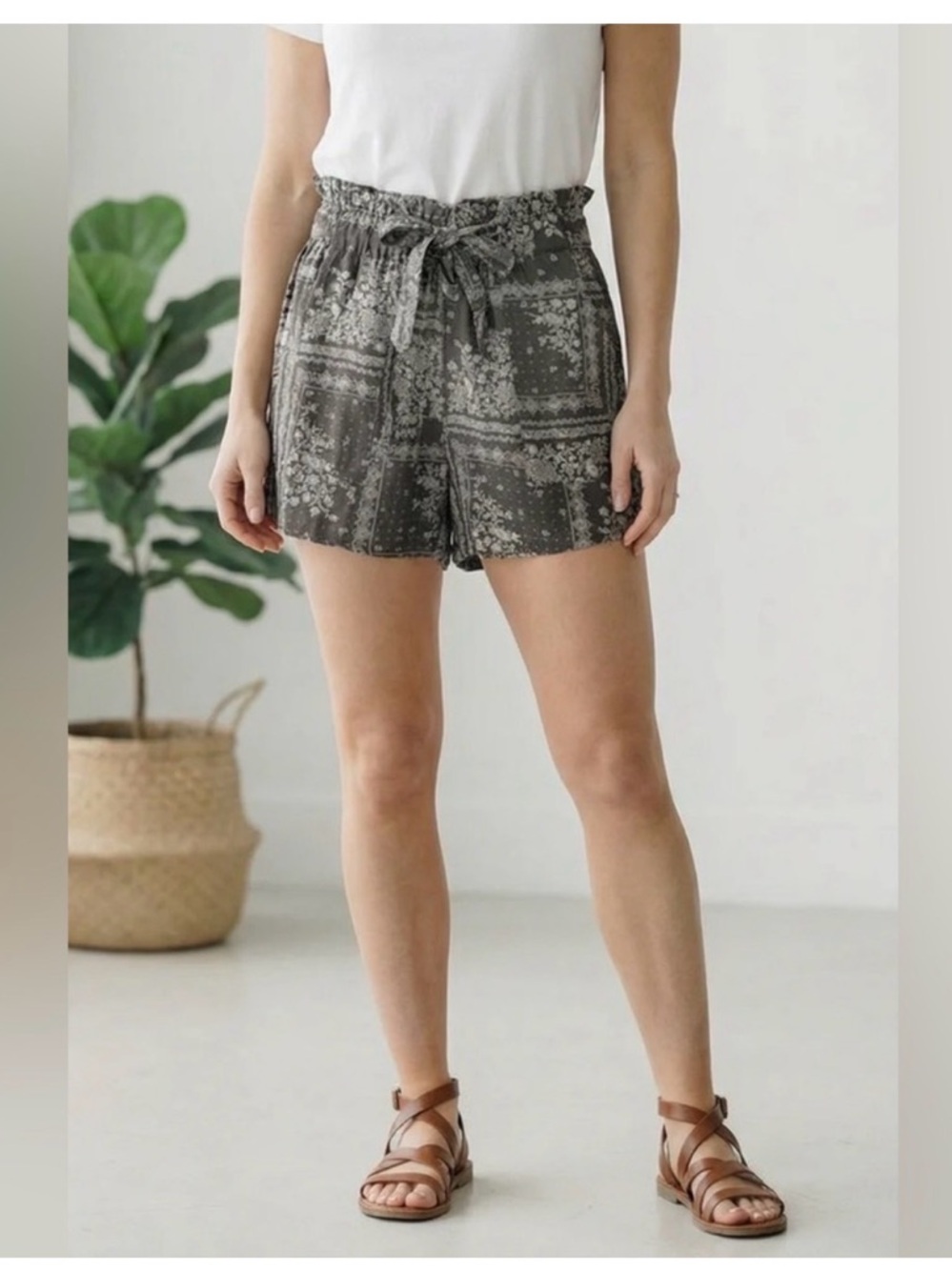 NWT And The Why Boho Print Paperbag Shorts